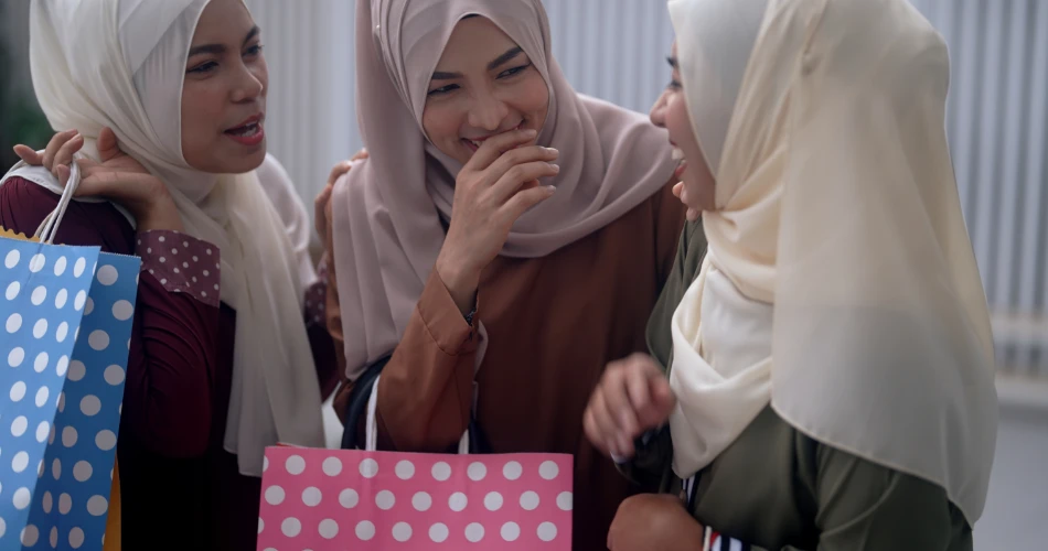 Etika Kebudayaan di Kuwait. Apa yang Perlu Dilakukan dan Dielakkan untuk Pelawat