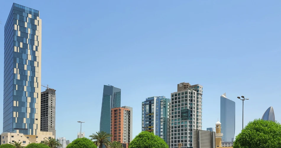 Exploring Kuwait’s Modern Skyline and Architectural Marvels