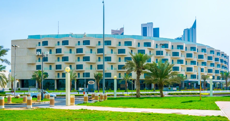 Exploring Kuwait’s Modern Skyline and Architectural Marvels